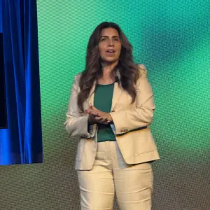 Bertha Luna, Stater Bros.