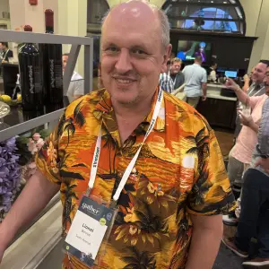 Lionel Binnie, Sushi Avenue