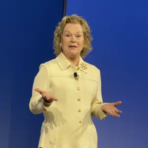 Leslie Sarasin, President and CEO FMI