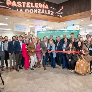 RIbbon Cutting 2 .jpg