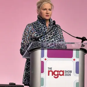 Stephanie Reid, The Shelby Report presenting the Woman of the Year award