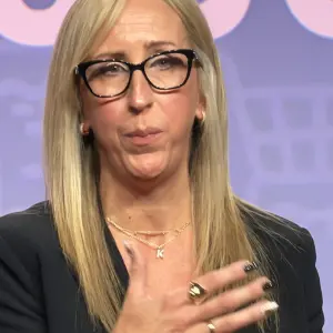 Kristin Popp, Woodman's