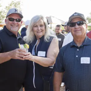 Laurie Thompson, Darl Williams, Nagara Bottling