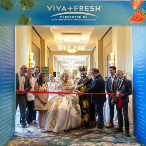 11th Annual Viva Fresh Ribbon Cutting.jpg