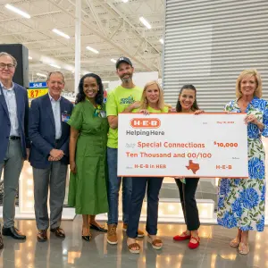 HEBNR_MIDCITIES_RIBBONCUTTING-1365.jpg