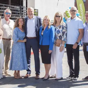 Cindy & Mike Hendry, Hillary and Donald Jr, Rhonda Tagge, Julie and Dave Hirz, Adam Salgado