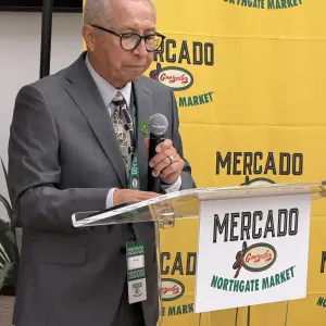 moderator, former mayor of La Habra.jpeg