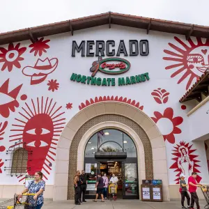 ADVANCE.MercadoGonzalezLaHabra023.JPG